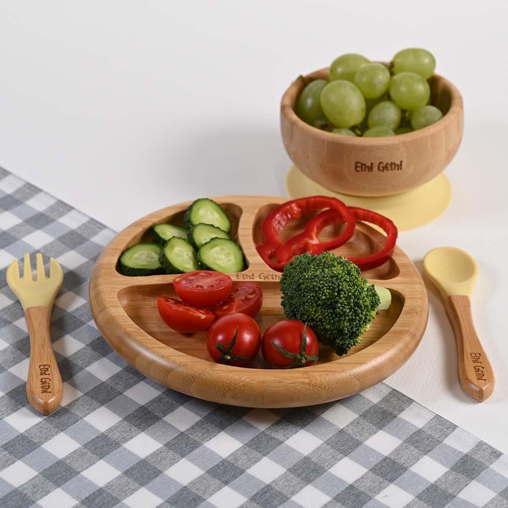 Set vesela din bambus pentru copii, 4 piese, forma sectionata Galben