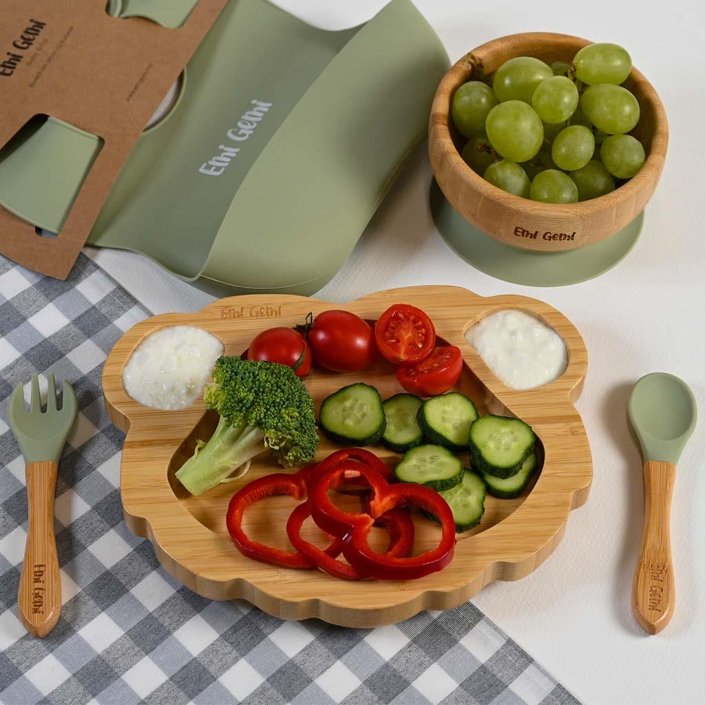 Set diversificare Starter – veselă bambus 3 piese, forma Leu Verde